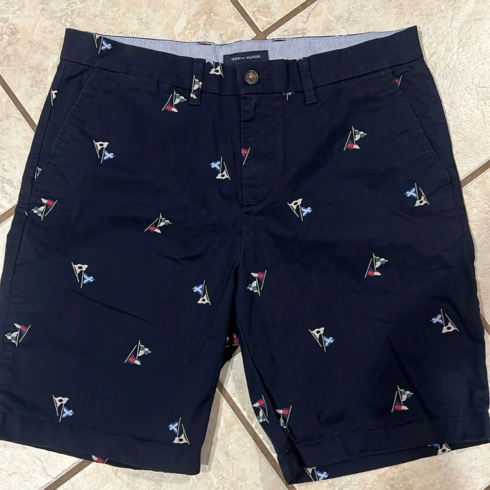 Tommy Hilfiger Printed Navy Shorts Waist 34